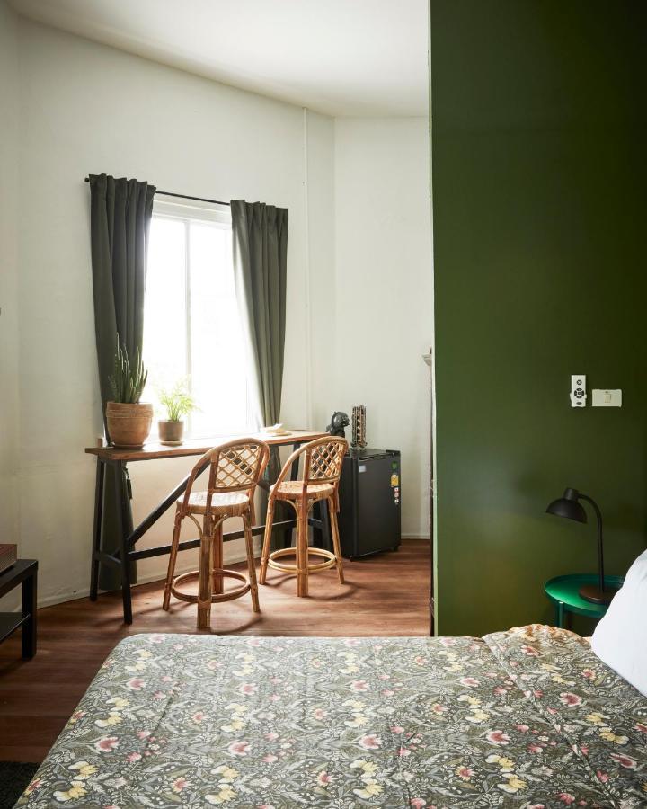 Motu Bangkok Apartment Екстериор снимка